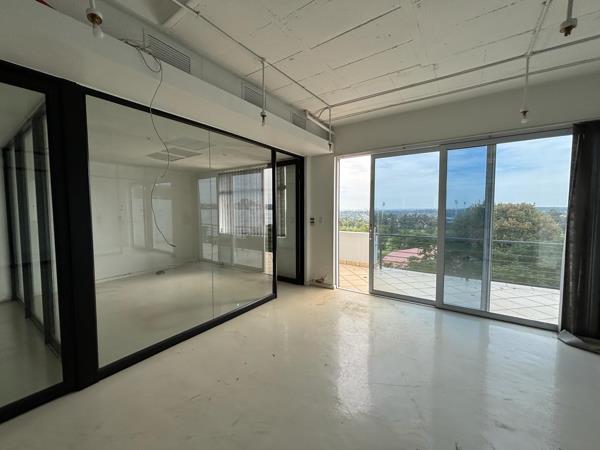 222 m² Commercial space