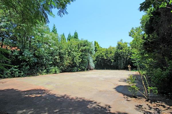 6 846 m² Land