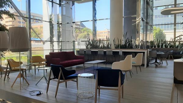 387.6  m² Commercial space