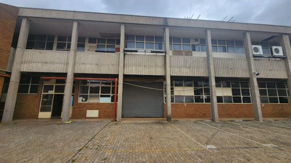 1 300 m² Industrial space
