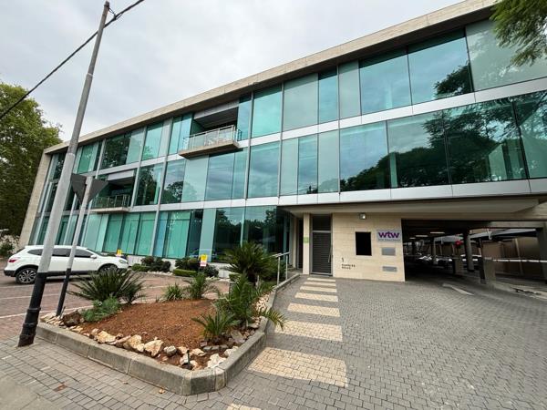 599 m² Commercial space
