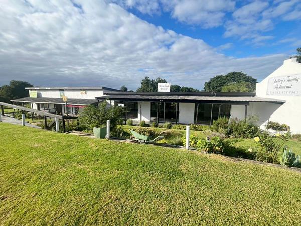 350  m² Commercial space