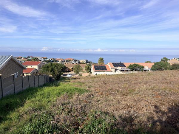 1 020 m² Land