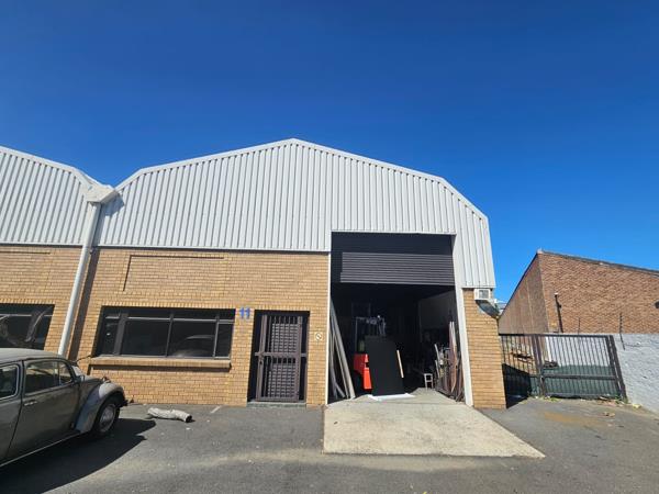 285  m² Industrial space