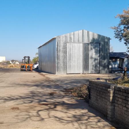 180  m² Industrial space