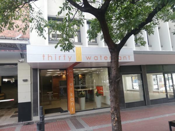 335 m² Office Space