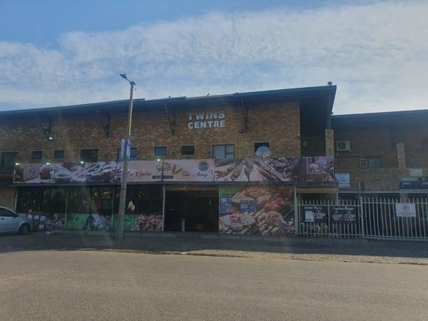 1  m² Commercial space