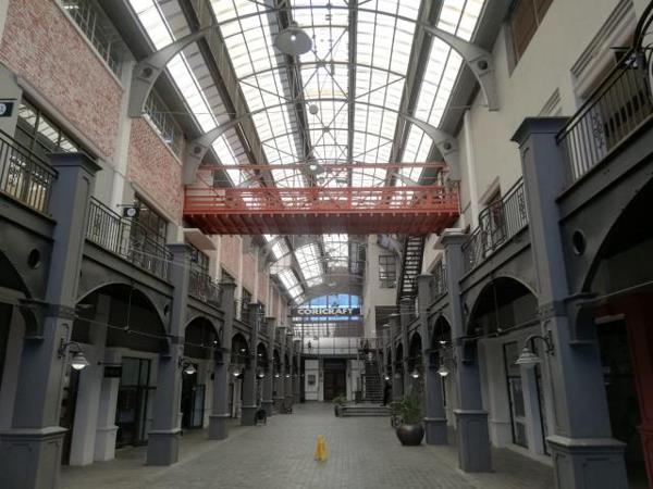 536  m² Commercial space