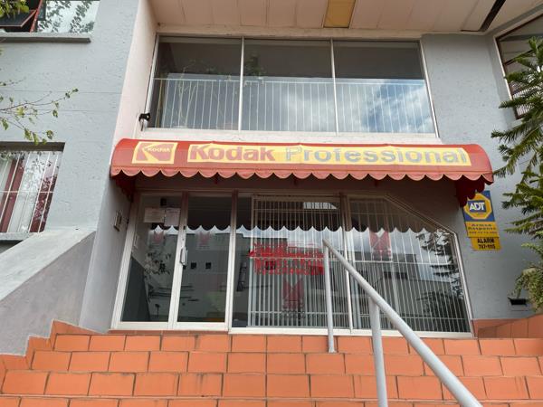 602  m² Commercial space