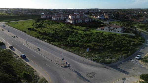 8 648 m² Land