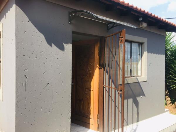 1 Bedroom Garden Cottage