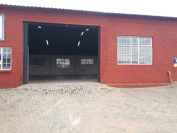 130 m² Commercial space