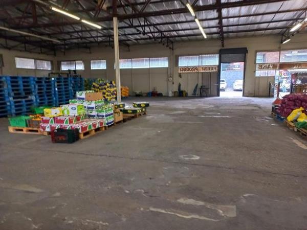 360  m² Retail Space