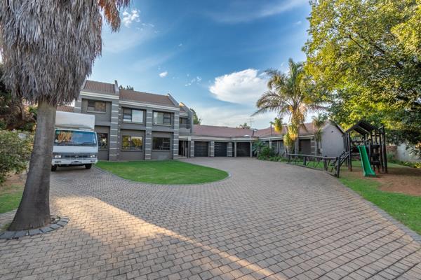 8 Bedroom House