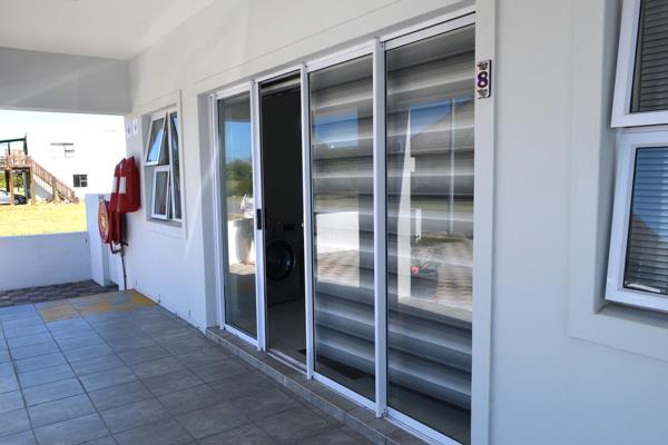 77  m² Commercial space