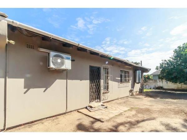 1.5 Bedroom Garden Cottage