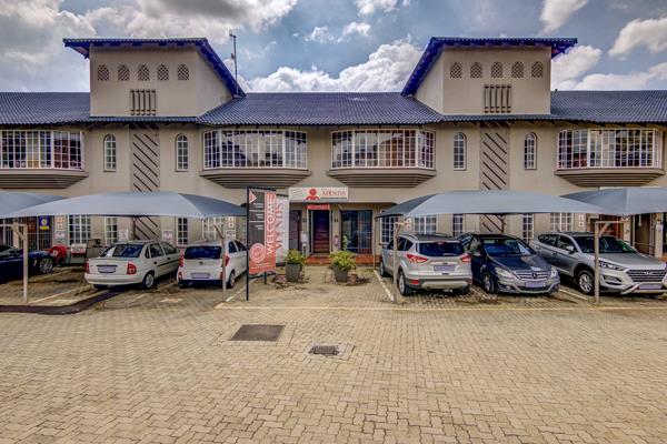 94  m² Commercial space