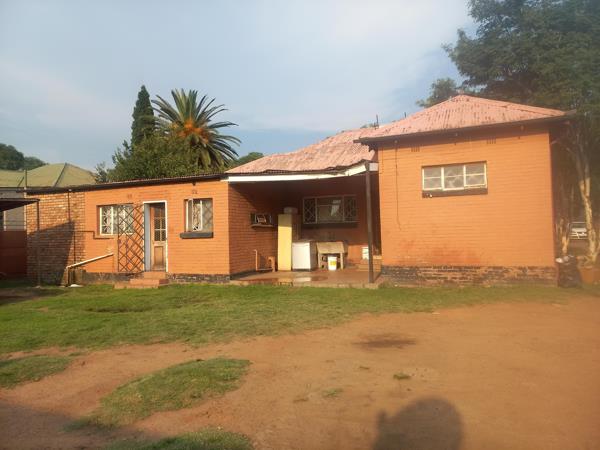 8 Bedroom House