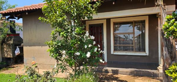 2 Bedroom House
