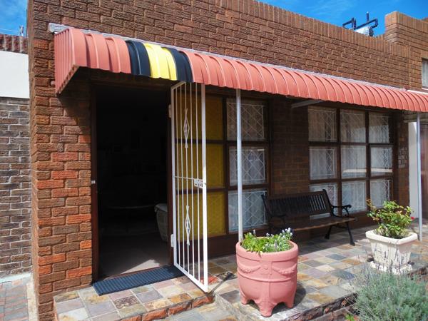 1.5 Bedroom Garden Cottage