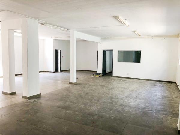 338  m² Commercial space