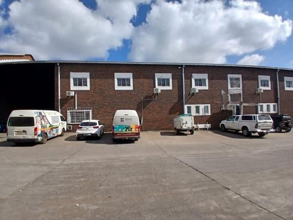 800  m² Industrial space