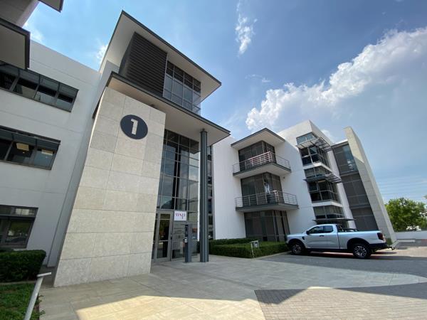 1 162 m² Office Space