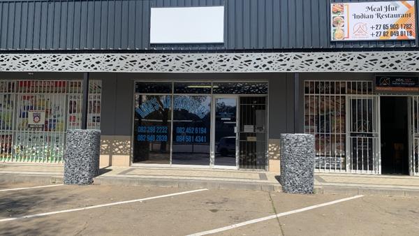 173  m² Commercial space