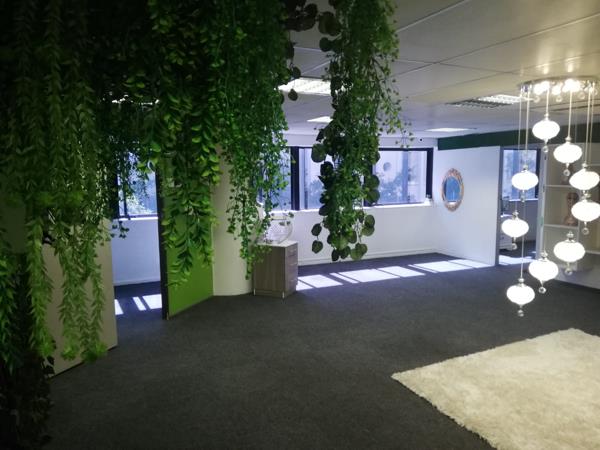 154  m² Retail Space