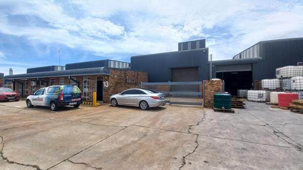 607 m² Industrial space