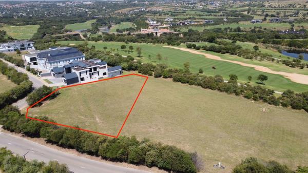 2 666 m² Land
