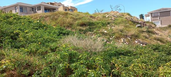 743 m² Land