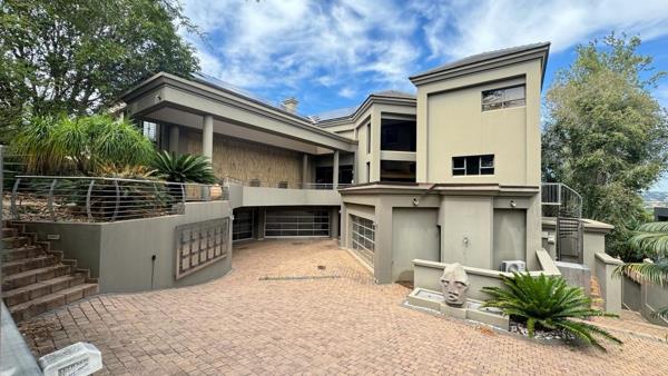 6 Bedroom House