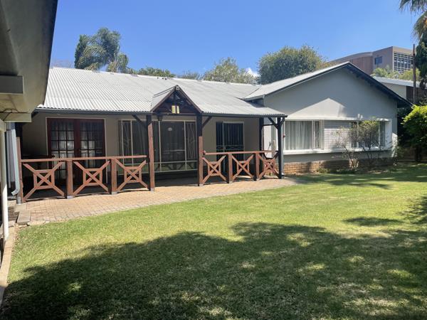 5 Bedroom House