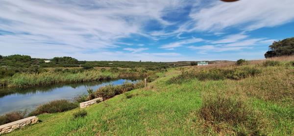 595 m² Land