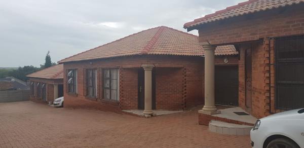 3 Bedroom Townhouse