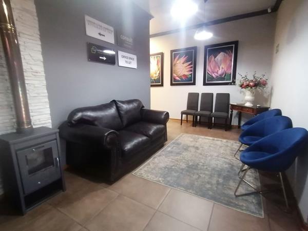 334  m² Office Space