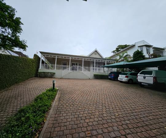 400 m² Commercial space
