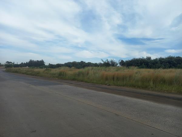 7 000 m² Land
