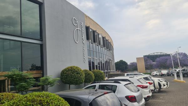 214 m² Commercial space