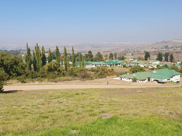 1 390 m² Land