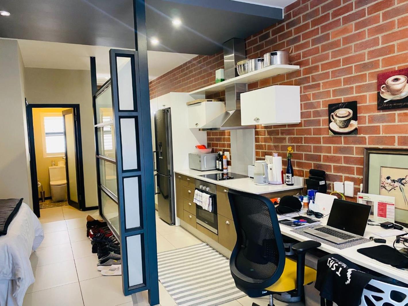 1 Bedroom Apartment in Rosebank