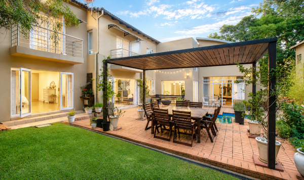 5 Bedroom House