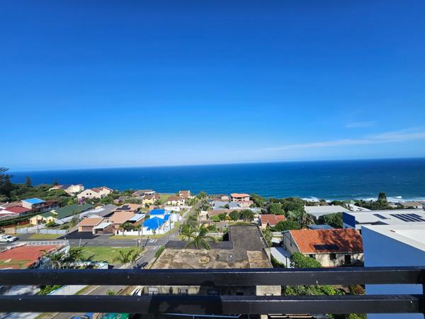 2 300  m² Commercial space