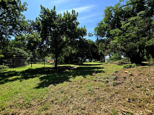 1 200 m² Land