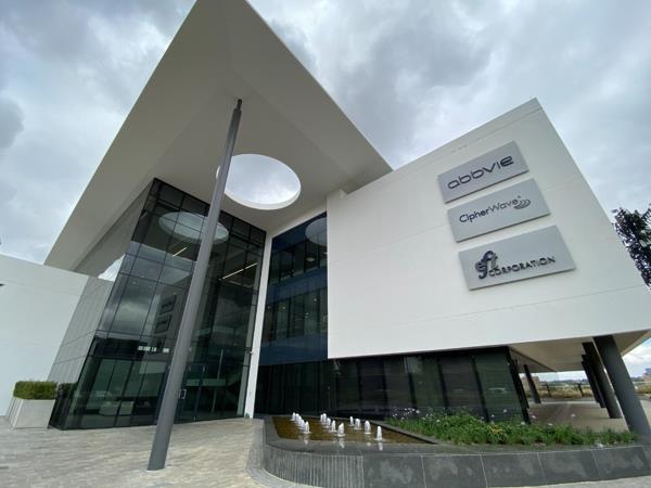 442 m² Office Space