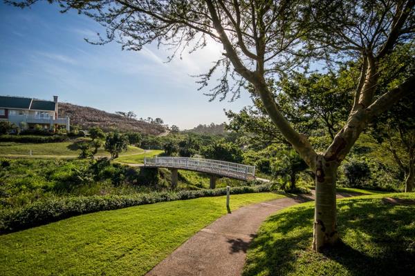853 m² Land