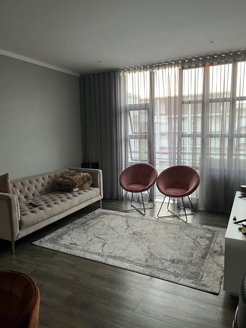 1 Bedroom Apartment in Rosebank