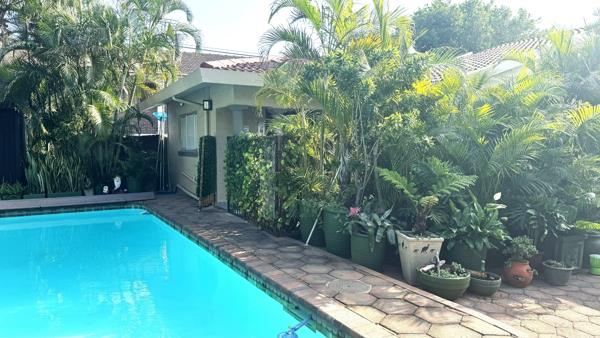 Garden Cottage in Glenashley