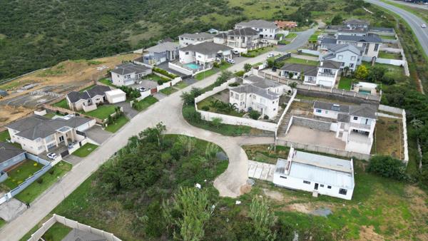 938 m² Land
